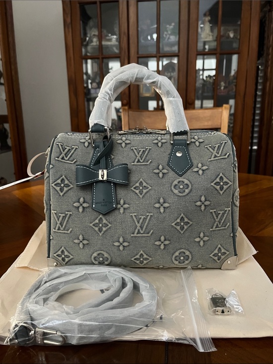 Source Unknown Handbags - Bluish Gray Tone Embossed Denim 25 Speedy with Silver Hardware!